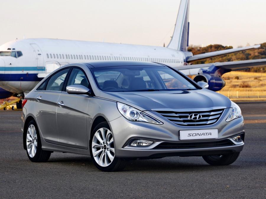  Hyundai Sonata 2010 года  (ZA) (фото 3 из 16)